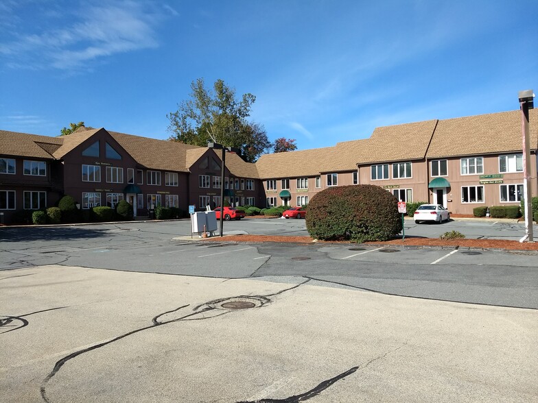Office in Tewksbury, MA for sale - Building Photo - Image 1 of 1