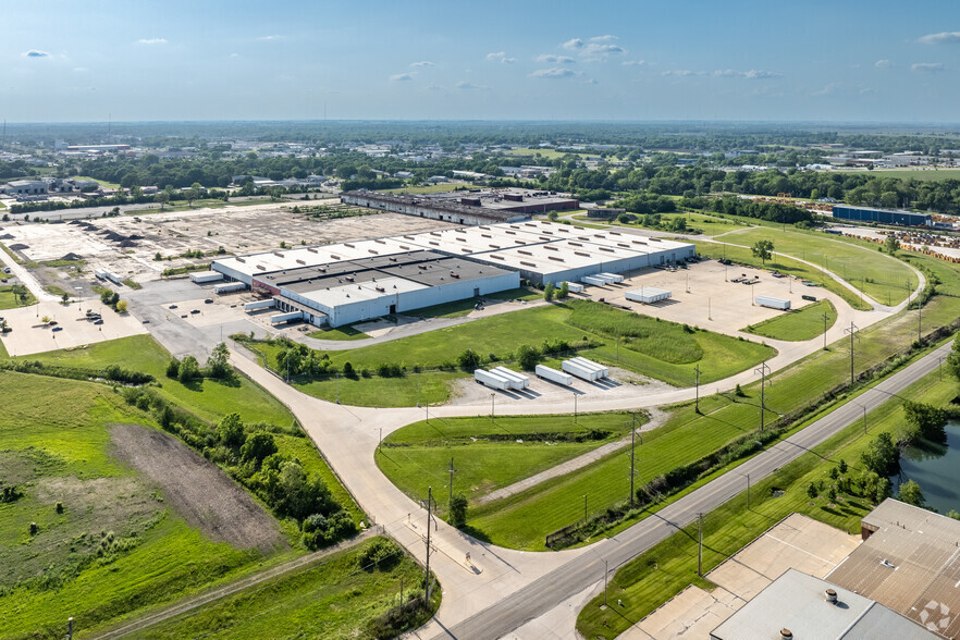 2500 N 22nd St, Decatur, IL for lease - Aerial - Image 1 of 7