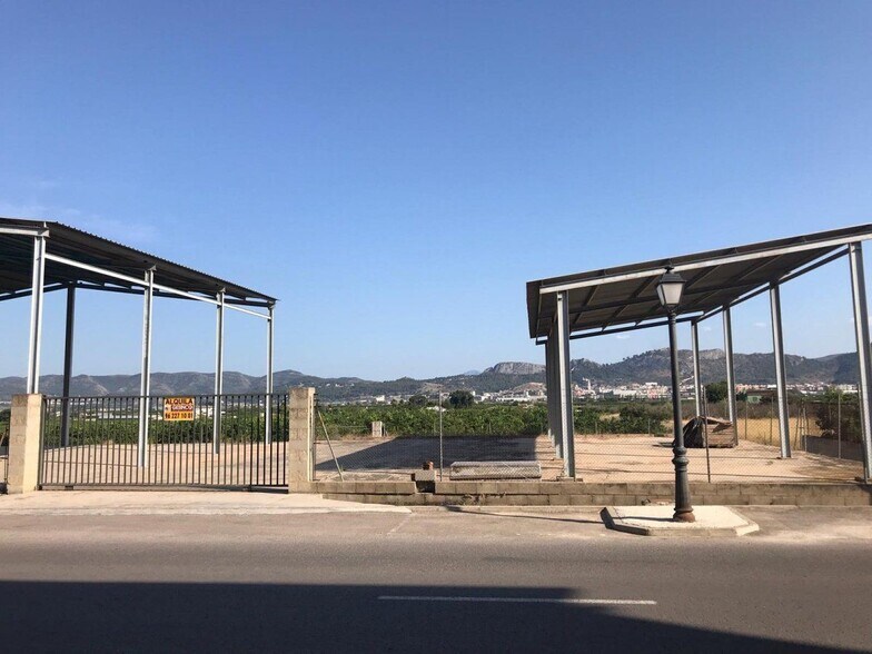 Industrial in València for lease - Building Photo - Image 1 of 2