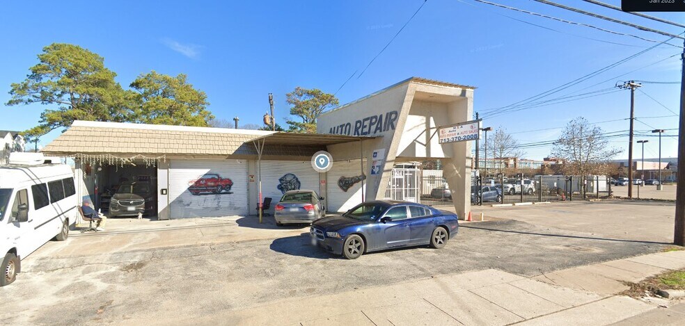 1924 W 34th St, Houston, TX for sale - Building Photo - Image 1 of 1