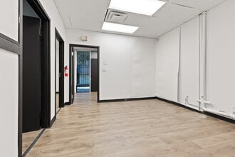 2945 Stone Hogan Connector Rd, Atlanta, GA for lease Building Photo- Image 2 of 5