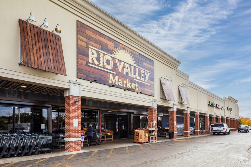 2700-2745 Mannheim Rd, Franklin Park, IL for lease - Building Photo - Image 1 of 4