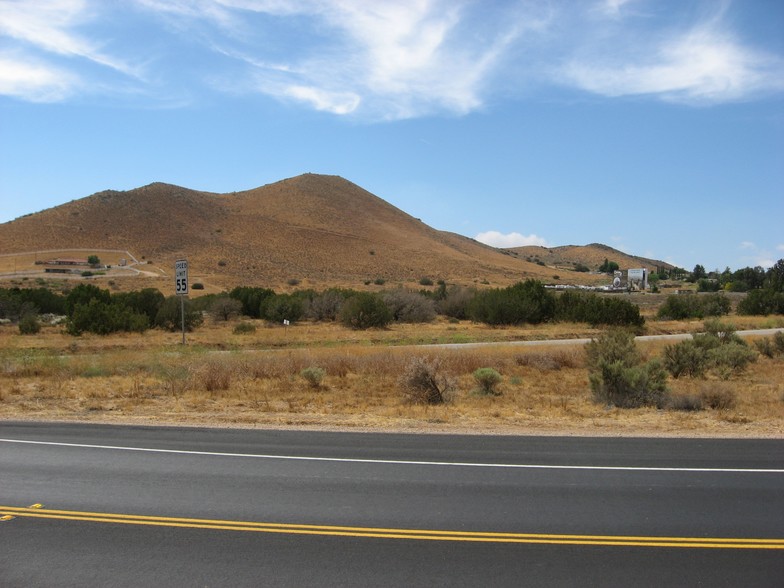 32735 Santiago Rd, Acton, CA for sale - Primary Photo - Image 1 of 1