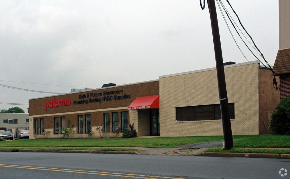 835 Bloomfield Ave, Clifton, NJ 07012