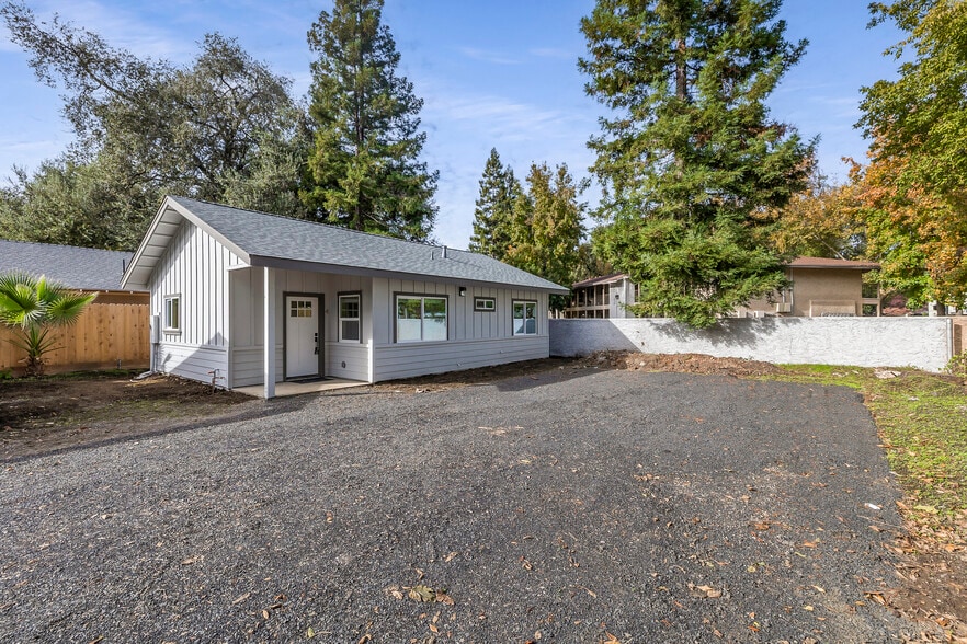 1122 Stewart Ave, Chico, CA for sale - Building Photo - Image 3 of 42