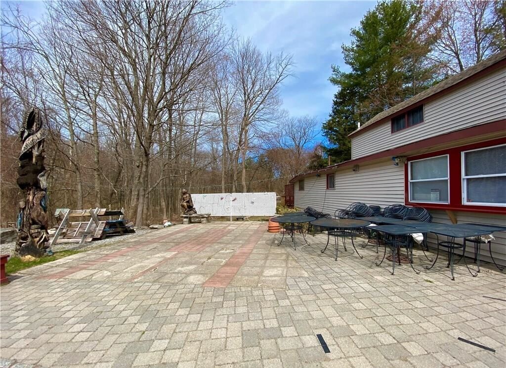 20 Perkins Rd, Barkhamsted, CT 06063 Retail for Sale