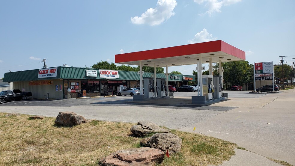 330 W Northwest Hwy, Grapevine, TX for lease - Building Photo - Image 1 of 4