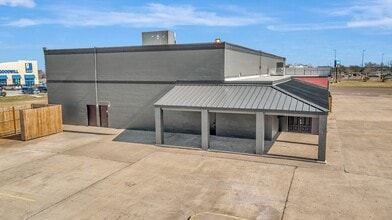 4106 Houston Hwy, Victoria, TX for lease Building Photo- Image 1 of 56