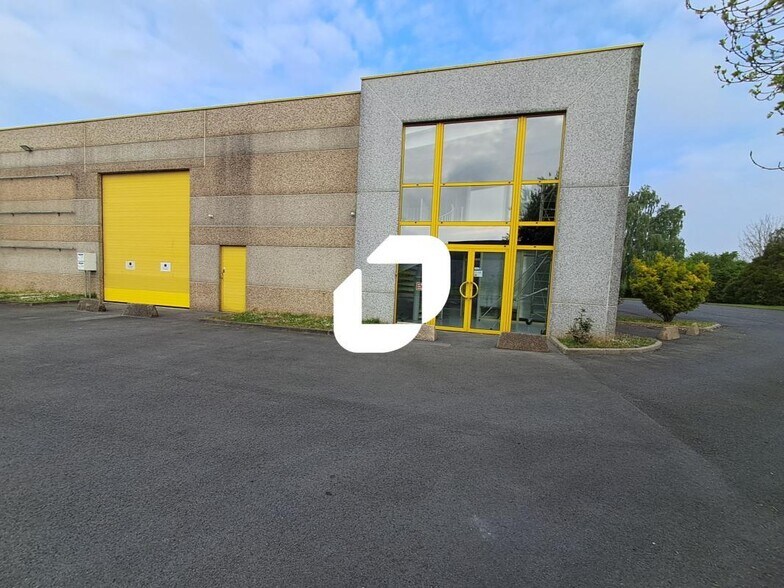 Flex in Templemars for lease - Building Photo - Image 3 of 9