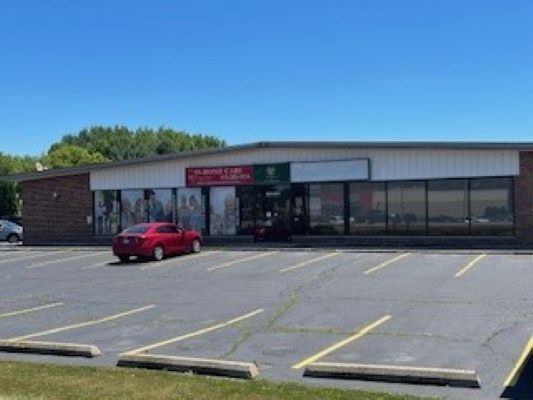1620 Dekalb Ave, Sycamore, IL for sale Building Photo- Image 1 of 1