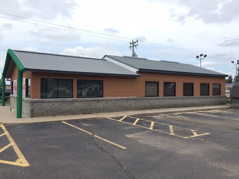 505 Walnut St, Clearwater, MN for sale - Building Photo - Image 1 of 1