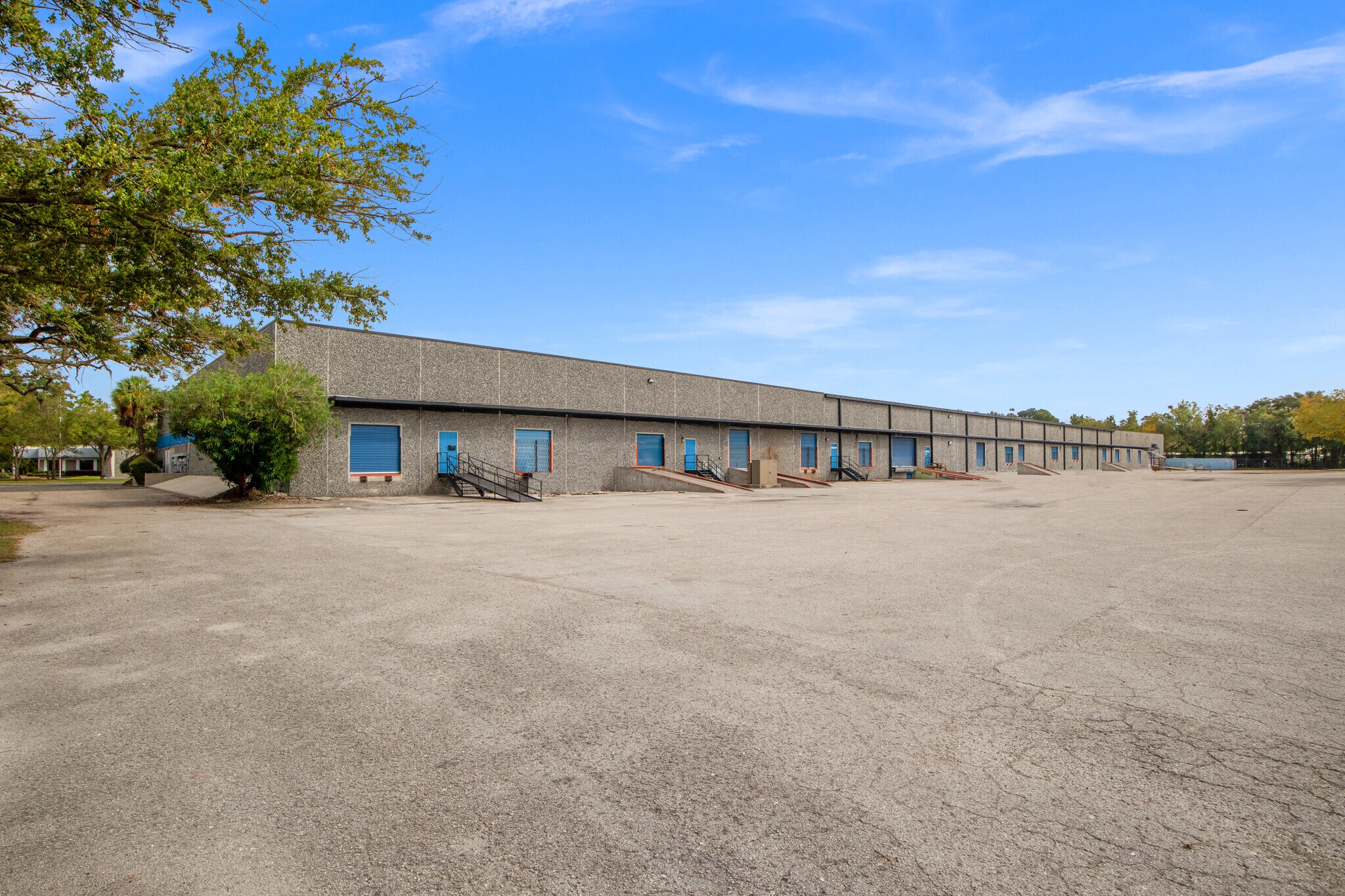 1057 Ellis Rd N, Jacksonville, FL for lease Building Photo- Image 1 of 6