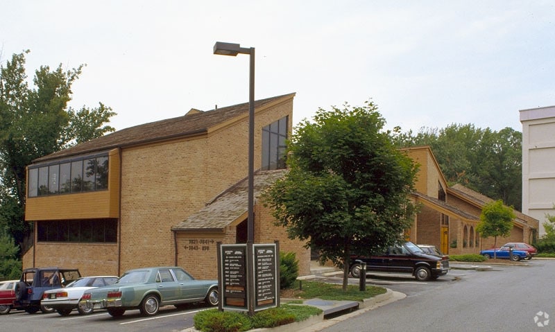 3821-3859 Farragut Ave, Kensington, MD for lease - Building Photo - Image 1 of 17