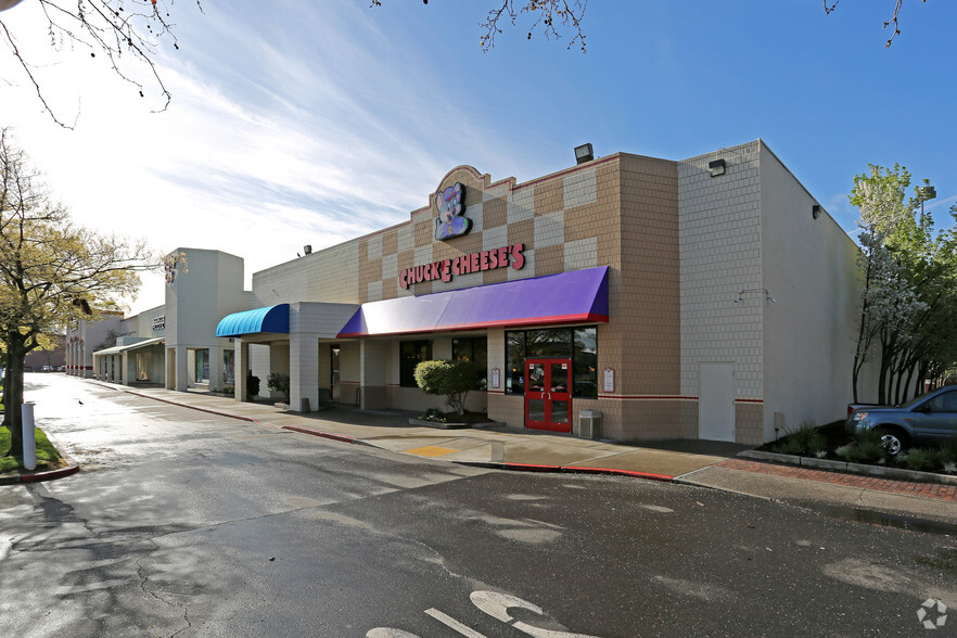 1690-1696 Arden Way, Sacramento, CA for sale - Building Photo - Image 1 of 1