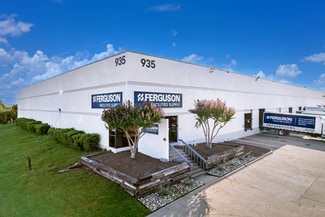 More details for 935 Avenue R, Grand Prairie, TX - Industrial for Lease