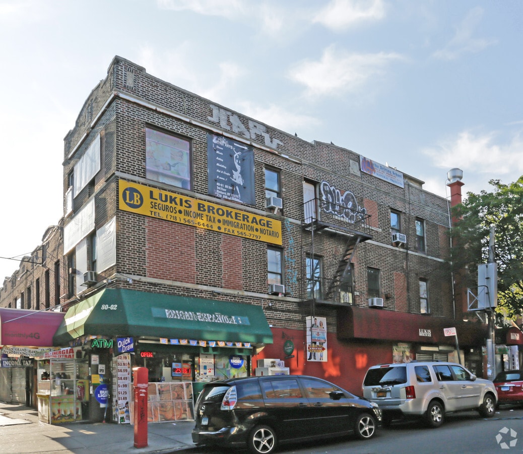 8002 Roosevelt Ave, Jackson Heights, NY 11372