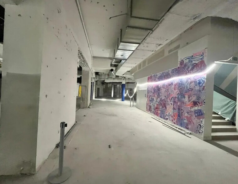 4 Place De L'Opera, Paris for lease - Building Photo - Image 1 of 6