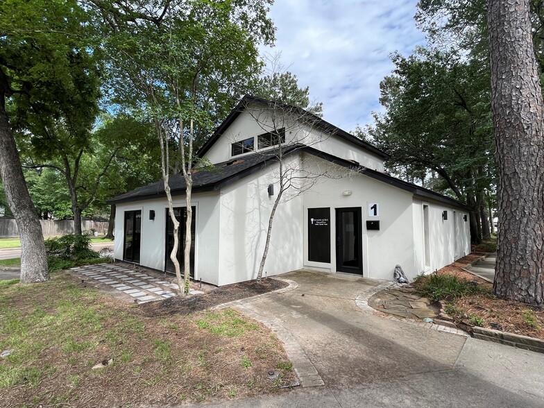 13303 Champion Forest Dr, Houston, TX for sale - Primary Photo - Image 1 of 29