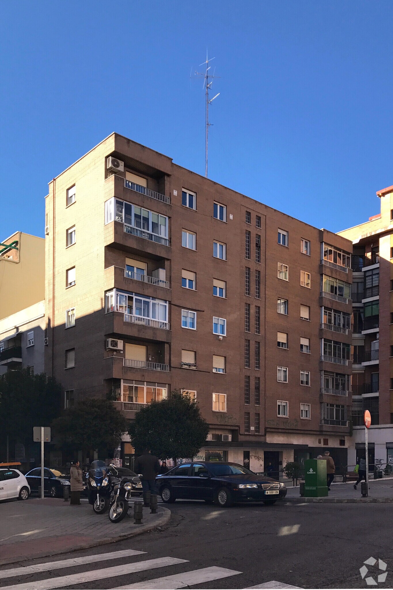 Calle Valderribas, 28, Madrid, Madrid for sale Primary Photo- Image 1 of 1