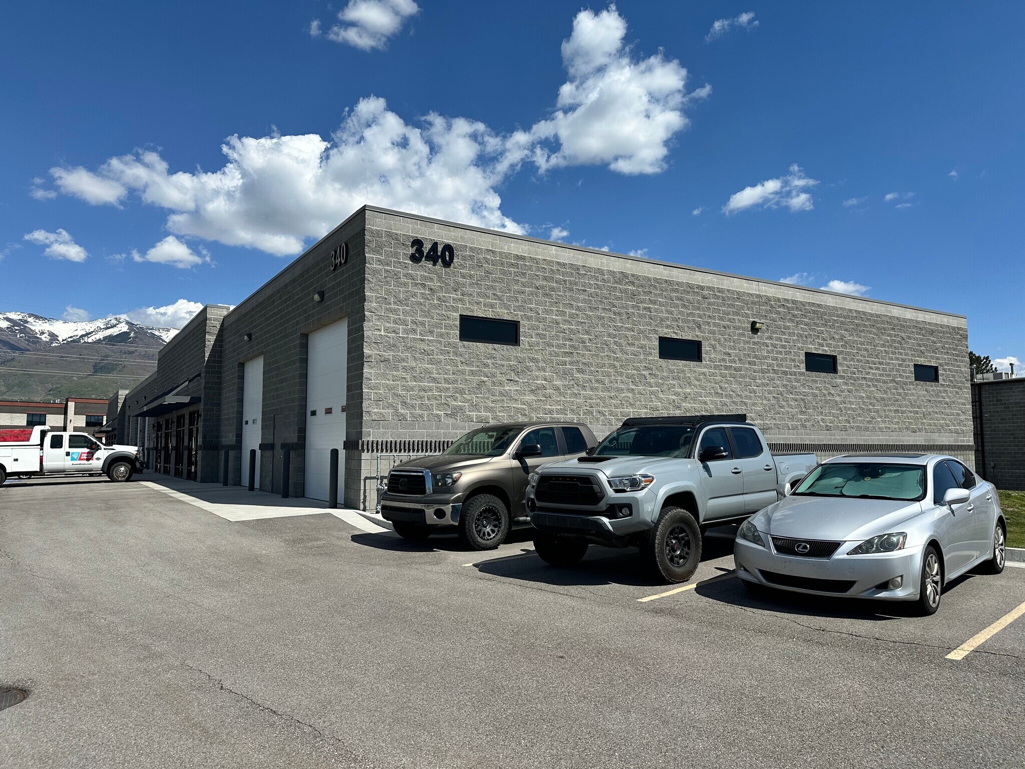340 N Kays Dr, Kaysville, UT for lease Primary Photo- Image 1 of 3