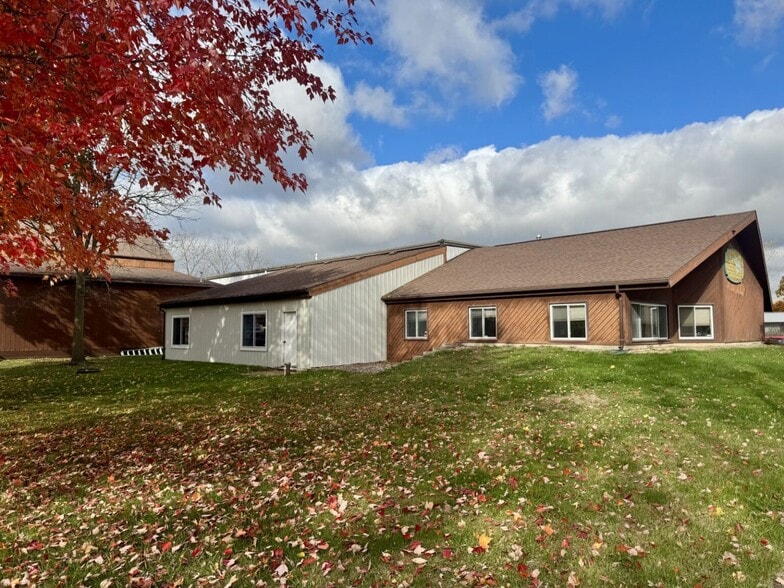 2871 Jolly Rd, Okemos, MI for sale - Building Photo - Image 2 of 20