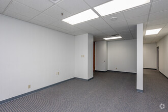 124 W Capitol Ave, Little Rock, AR for lease Interior Photo- Image 2 of 5