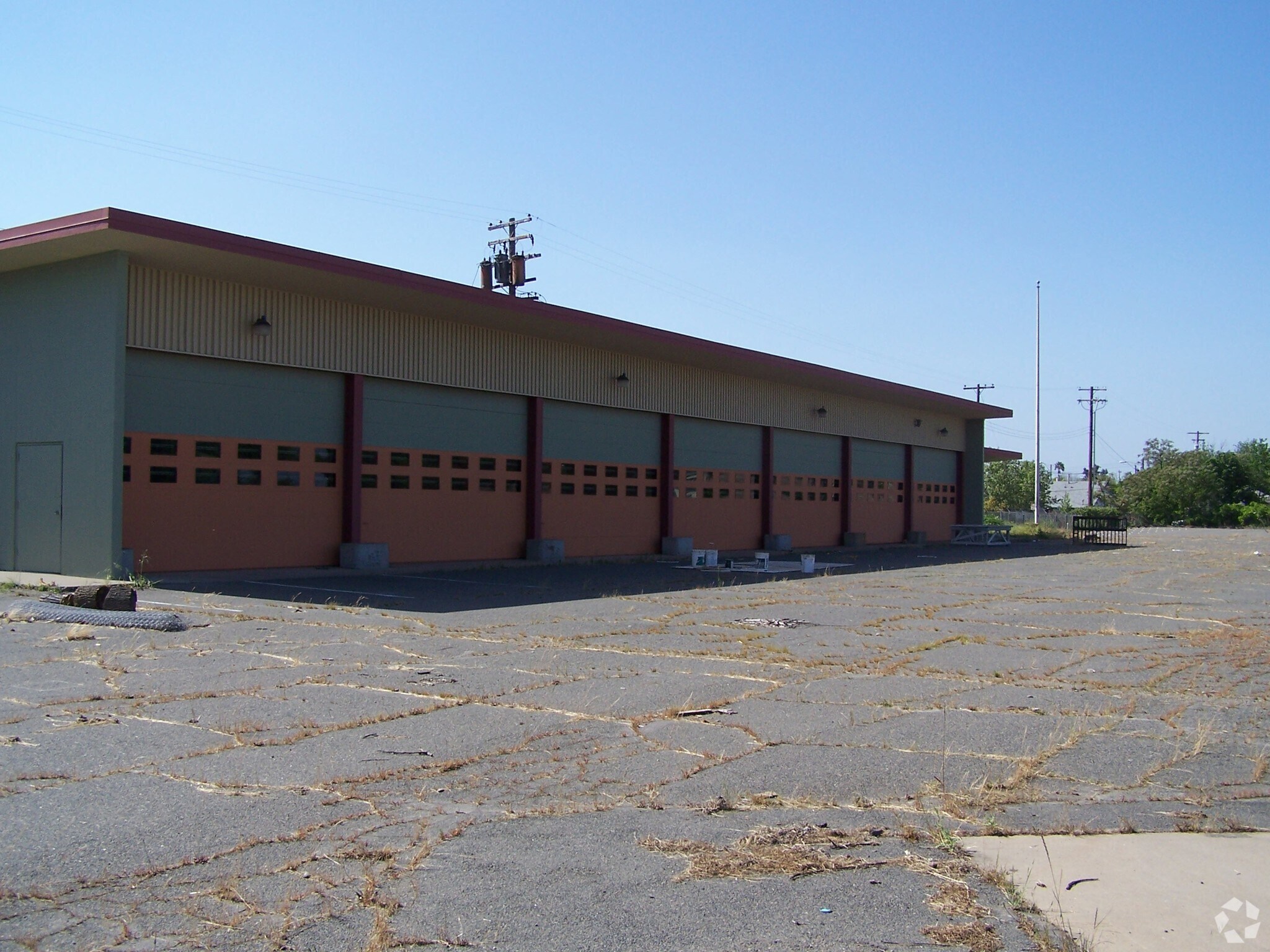 3331 Fruitridge Rd, Sacramento, CA 95820 HWY 99 FRONTAGE 2.5 ACRES