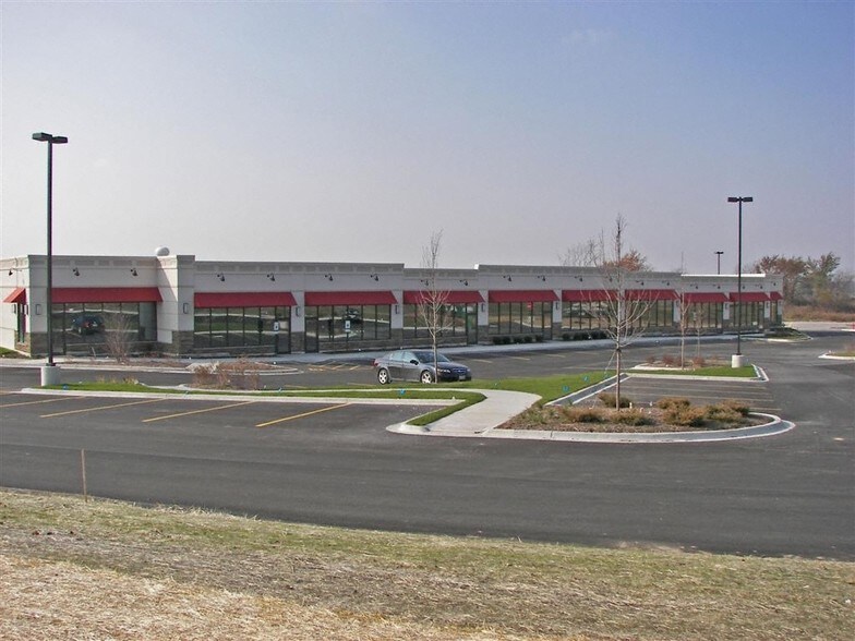 407 Sycamore Rd, Genoa, IL for sale - Building Photo - Image 1 of 1