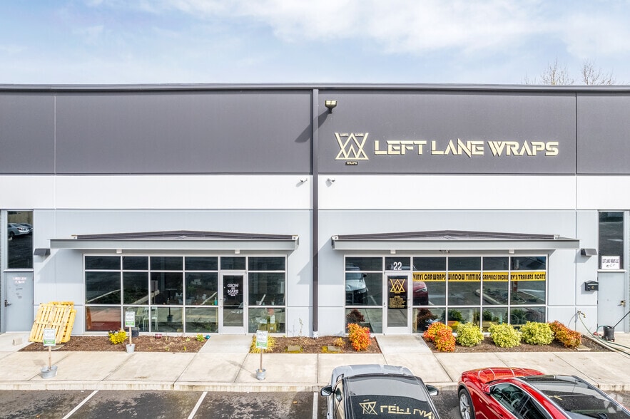 6781 NE Columbia Blvd, Portland, OR for lease - Building Photo - Image 3 of 7