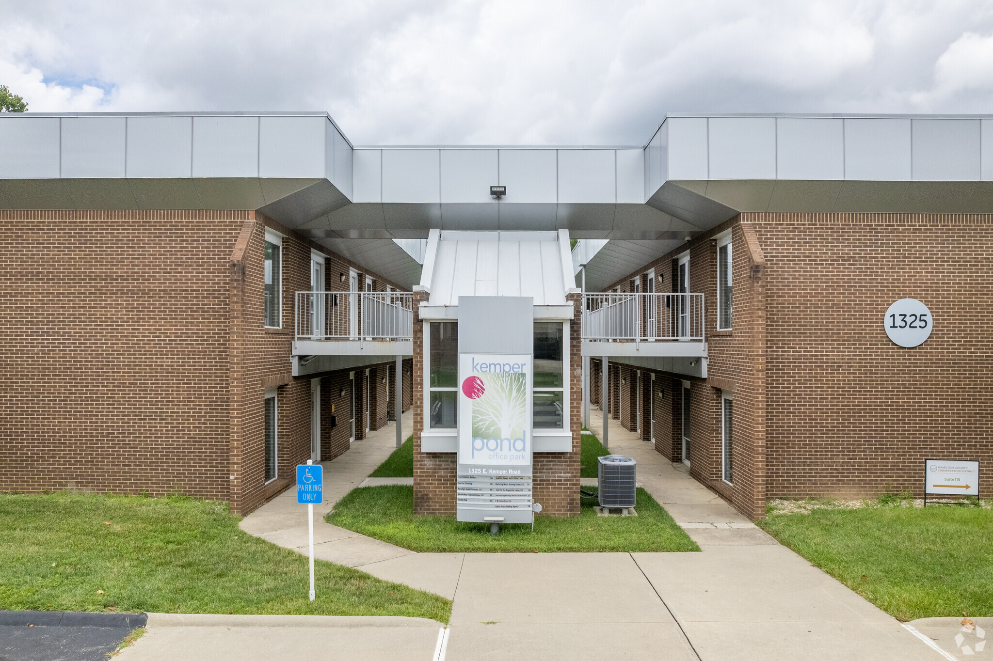 1325 E Kemper Rd, Springdale, OH for lease Building Photo- Image 1 of 15