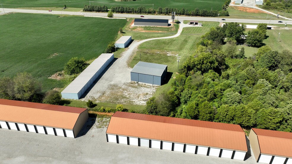 4067 Highway 90, Bronston, KY for sale - Building Photo - Image 1 of 6