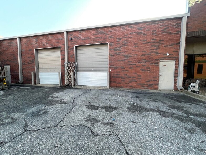 4135-4165 Willow Lake Blvd, Memphis, TN for lease - Building Photo - Image 3 of 10