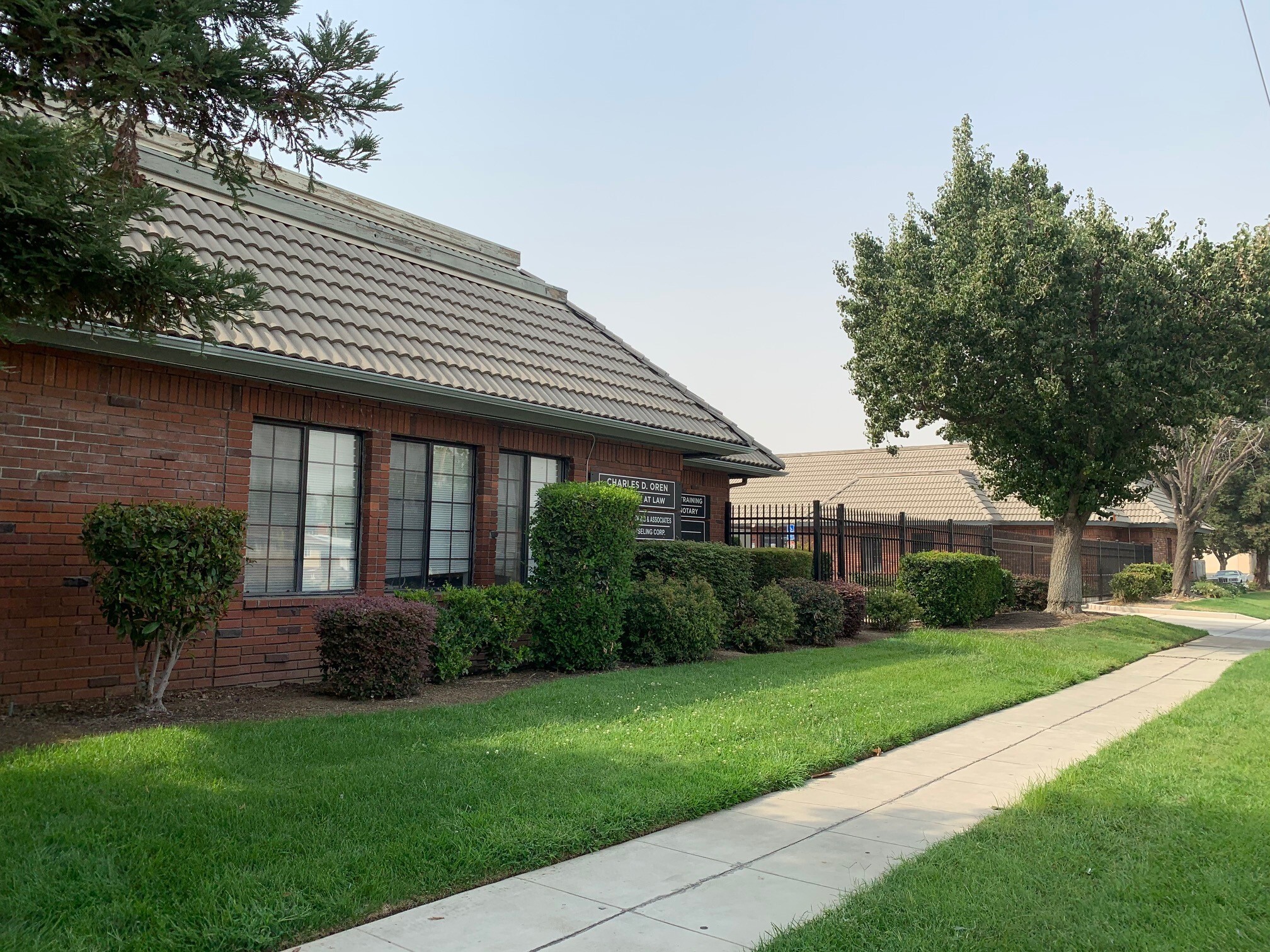 5275 N 1st St, Fresno, CA for lease Building Photo- Image 1 of 4