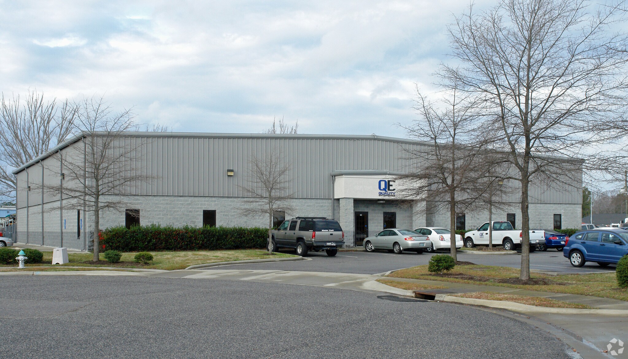 208 Tintern Ct, Chesapeake, VA for sale Primary Photo- Image 1 of 1