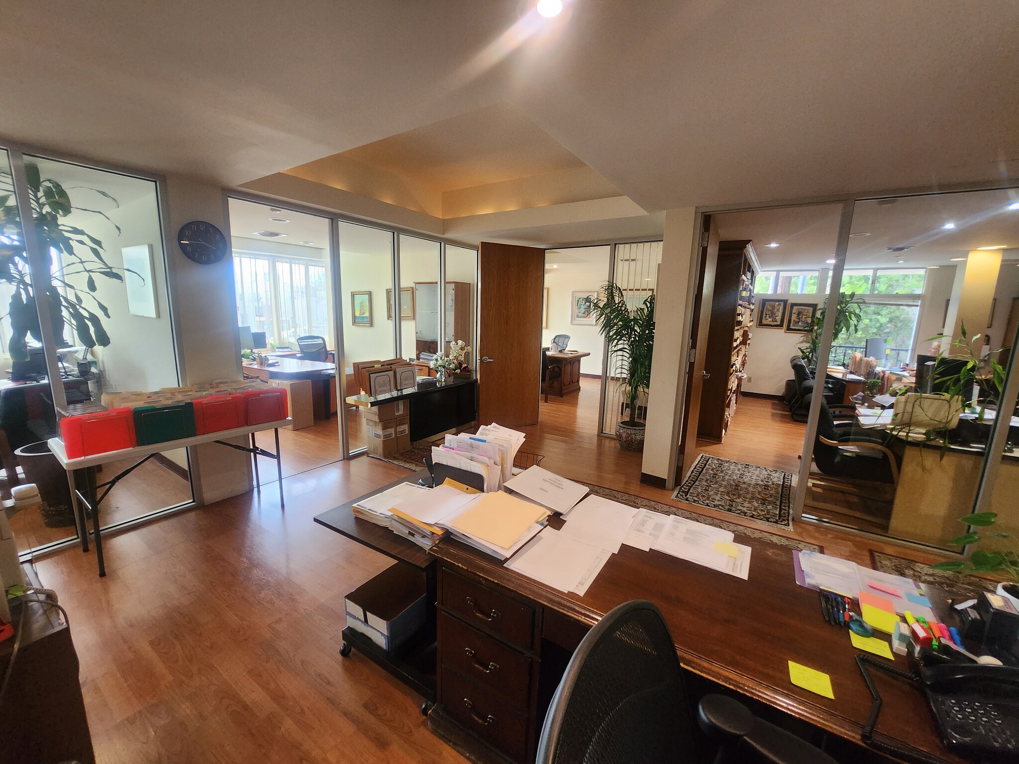 984 Monument St, Pacific Palisades, CA for lease Interior Photo- Image 1 of 18