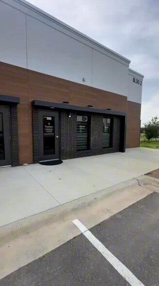 2261 Gattis School Rd, Round Rock, TX for lease - Commercial Listing Video - Image 2 of 5