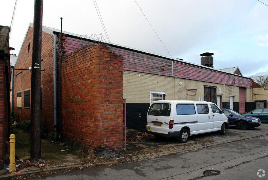 Back Grantley St, Wakefield for lease - Building Photo - Image 2 of 2