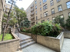 201 E 164th St, Bronx, NY for lease Building Photo- Image 1 of 5