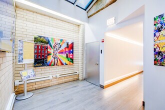 116 W Hubbard St, Chicago, IL for lease Interior Photo- Image 1 of 8