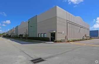 73 SW 12th Ave, Dania Beach, FL for lease Building Photo- Image 1 of 13