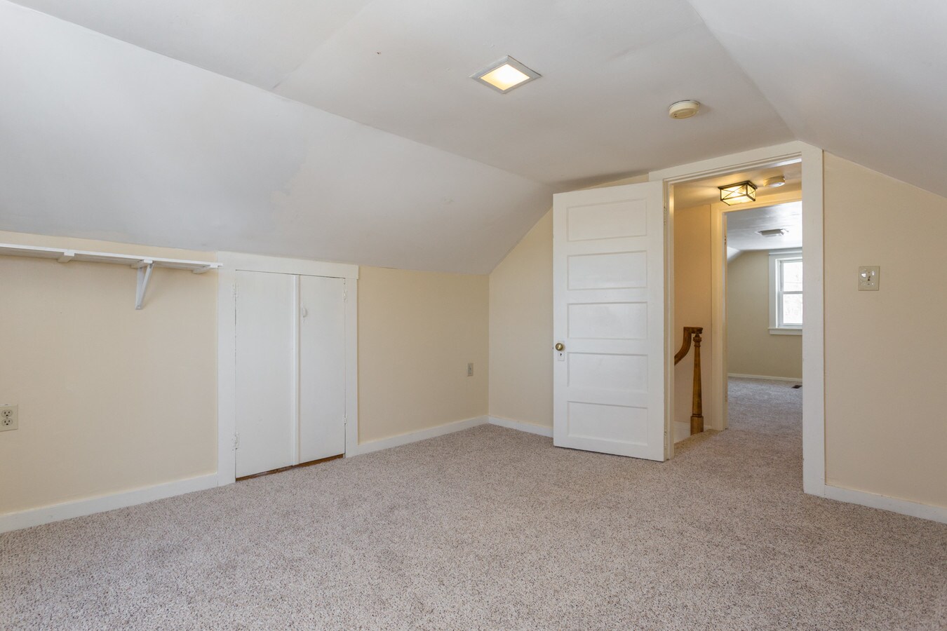 25 Hampton Rd, Exeter, NH 03833