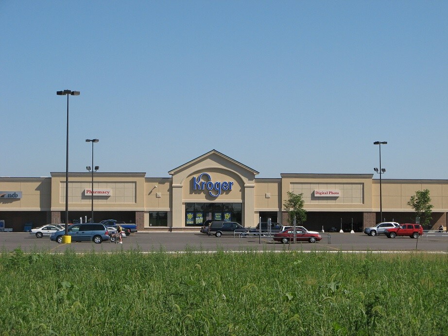 1001 Cherry St, Blanchester, OH 45107