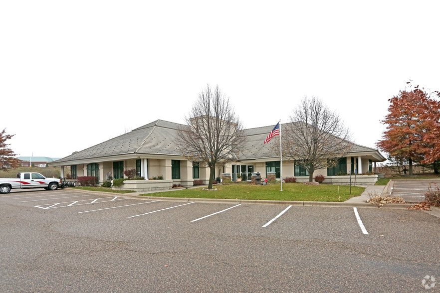 4640 Slater Rd, Eagan, MN for lease - Primary Photo - Image 1 of 7