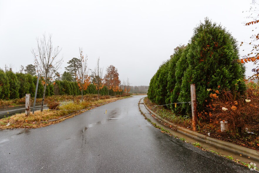 4336 Sundown Rd, Morganton, NC for sale - Primary Photo - Image 1 of 1