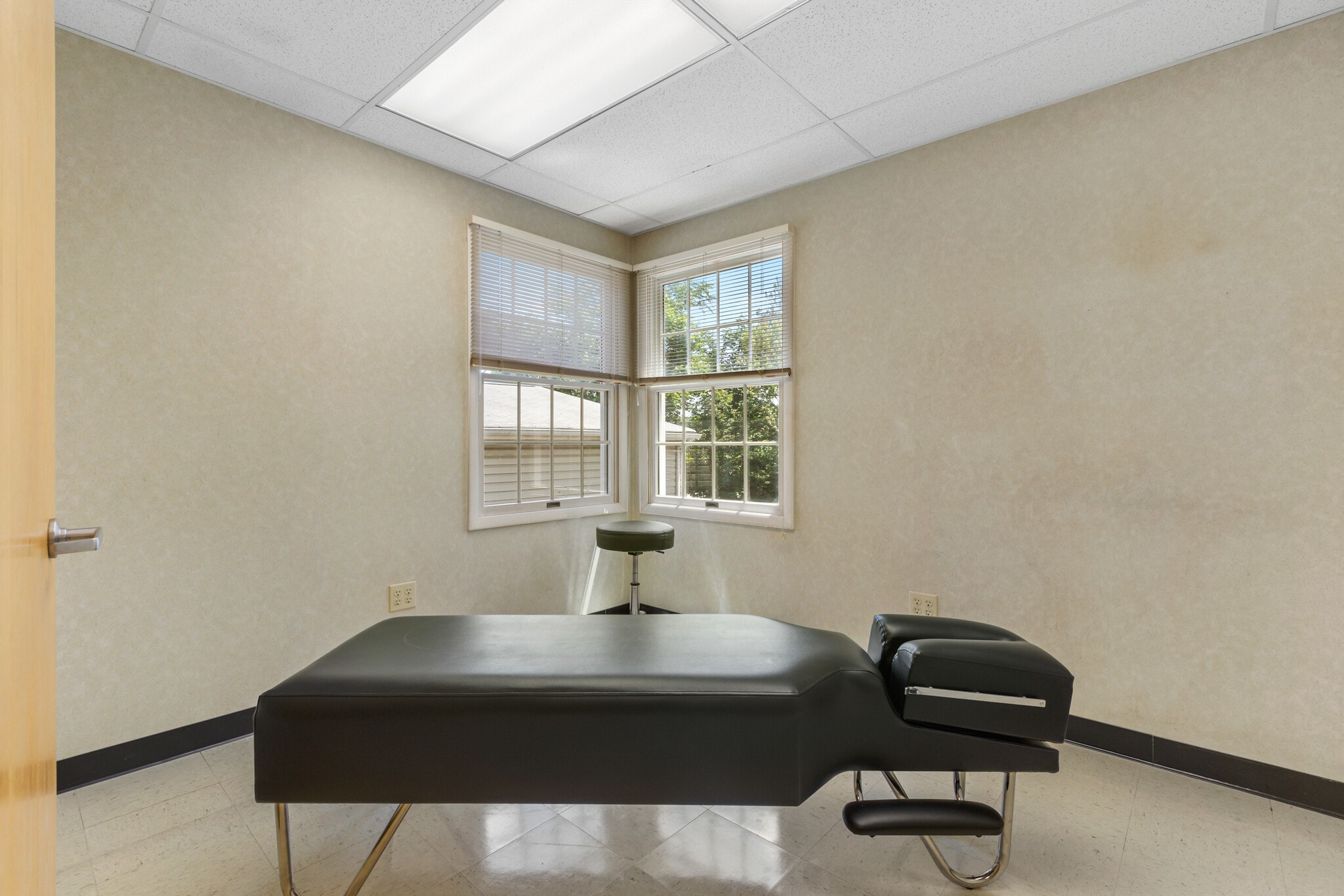 194 Union Blvd, Totowa, NJ 07512 Office/Medical for Lease