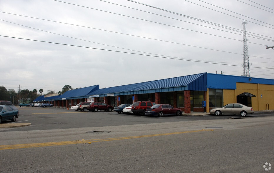 5200-5322 Pearl St, Jacksonville, FL for lease - Building Photo - Image 2 of 6