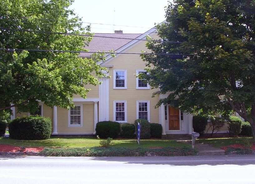83 Lafayette Rd Hampton Falls Nh 03844 Property For On 14 293 Sf Office Building Offered At 1 695 000 In Hampton Falls Nh