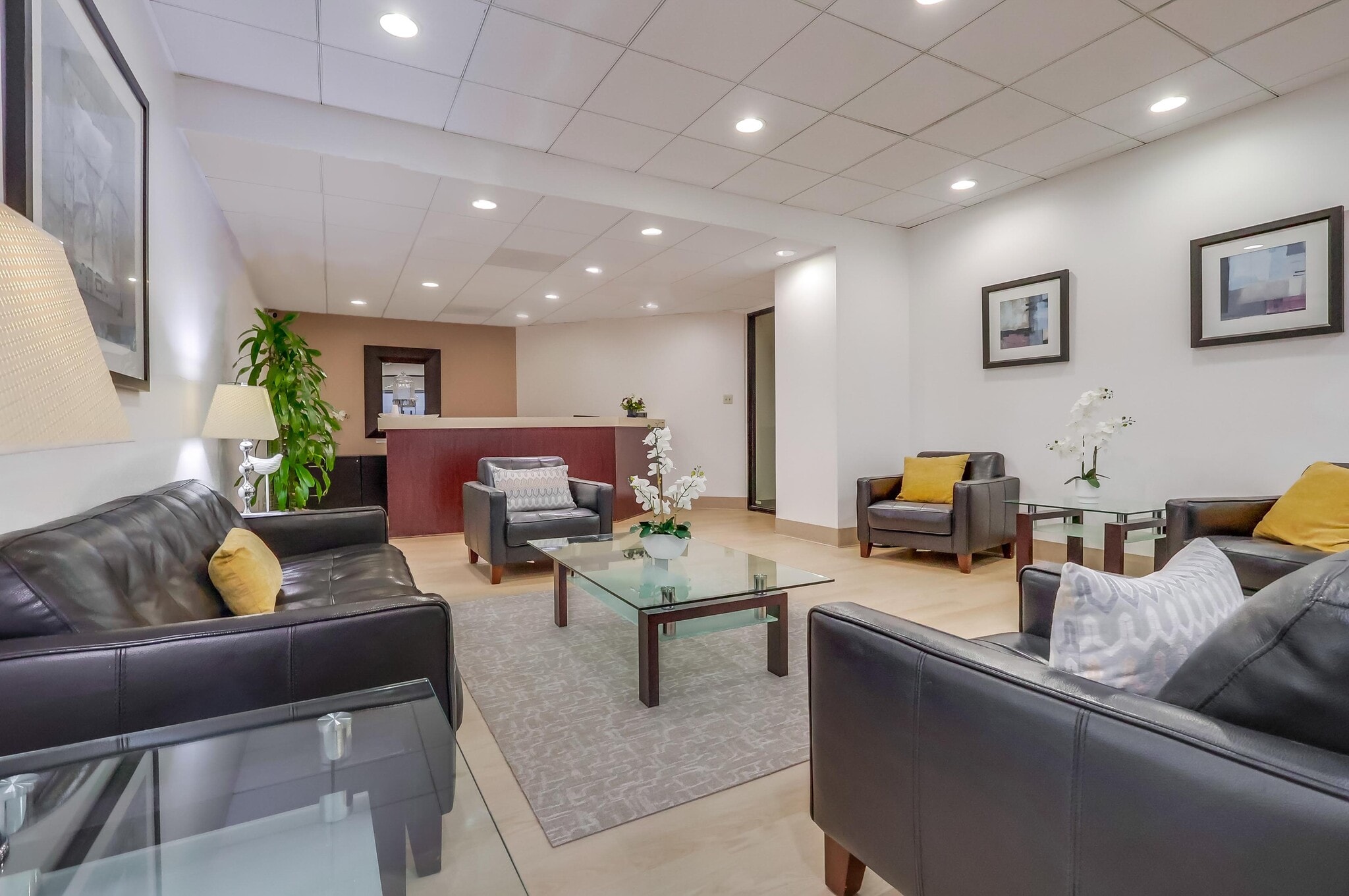 11500 W Olympic Blvd, Los Angeles, CA for lease Interior Photo- Image 1 of 4