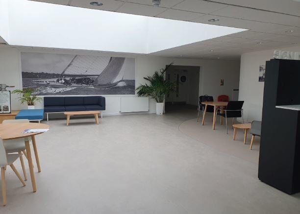 Highland Ave, Sandbank for lease - Interior Photo - Image 2 of 3