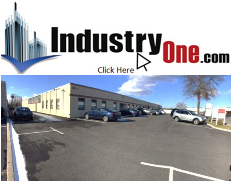 159 Express St, Plainview, NY 11803